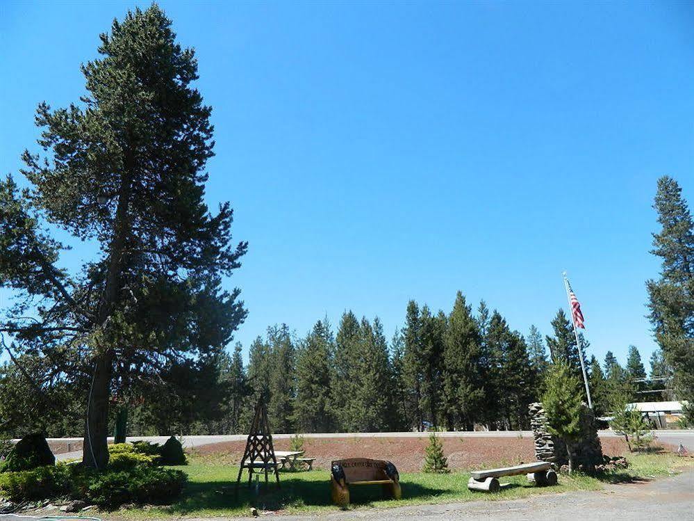 Eagle Crater Lake Inn チェモー エクステリア 写真